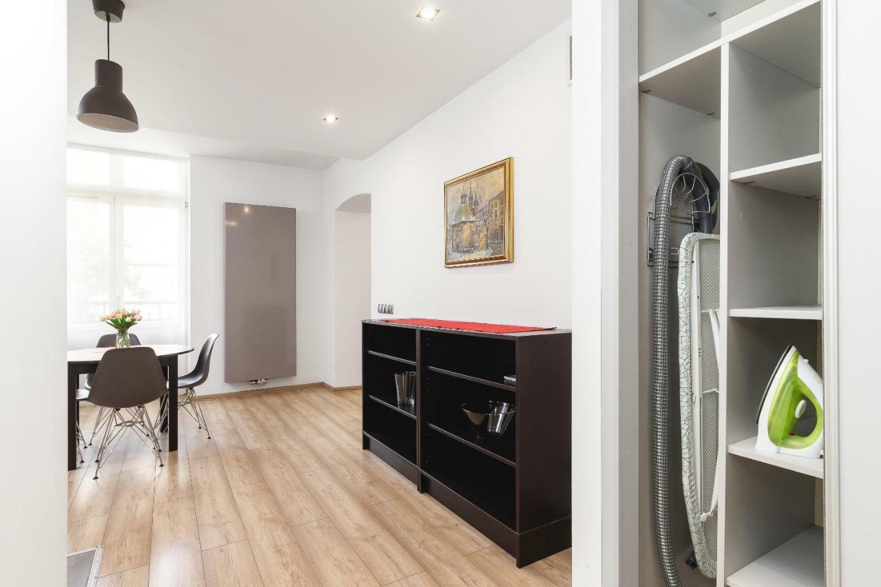 Apartments Cracow Miodowa By Renters Cracovia Esterno foto